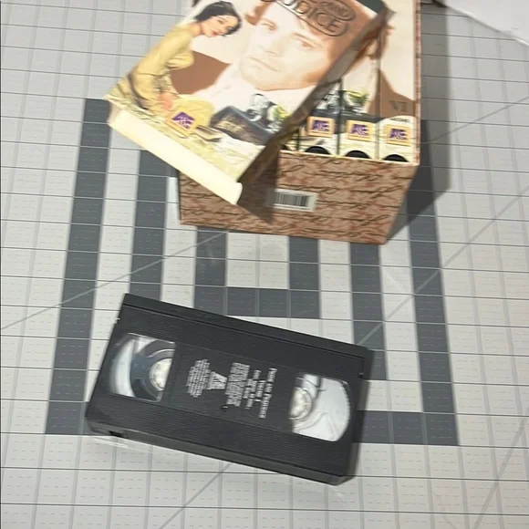 Pride and Prejudice VHS Box Set - Picture 6 of 11